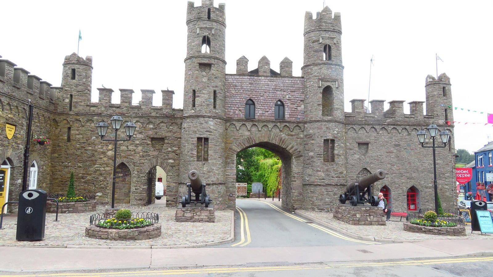 Macroom