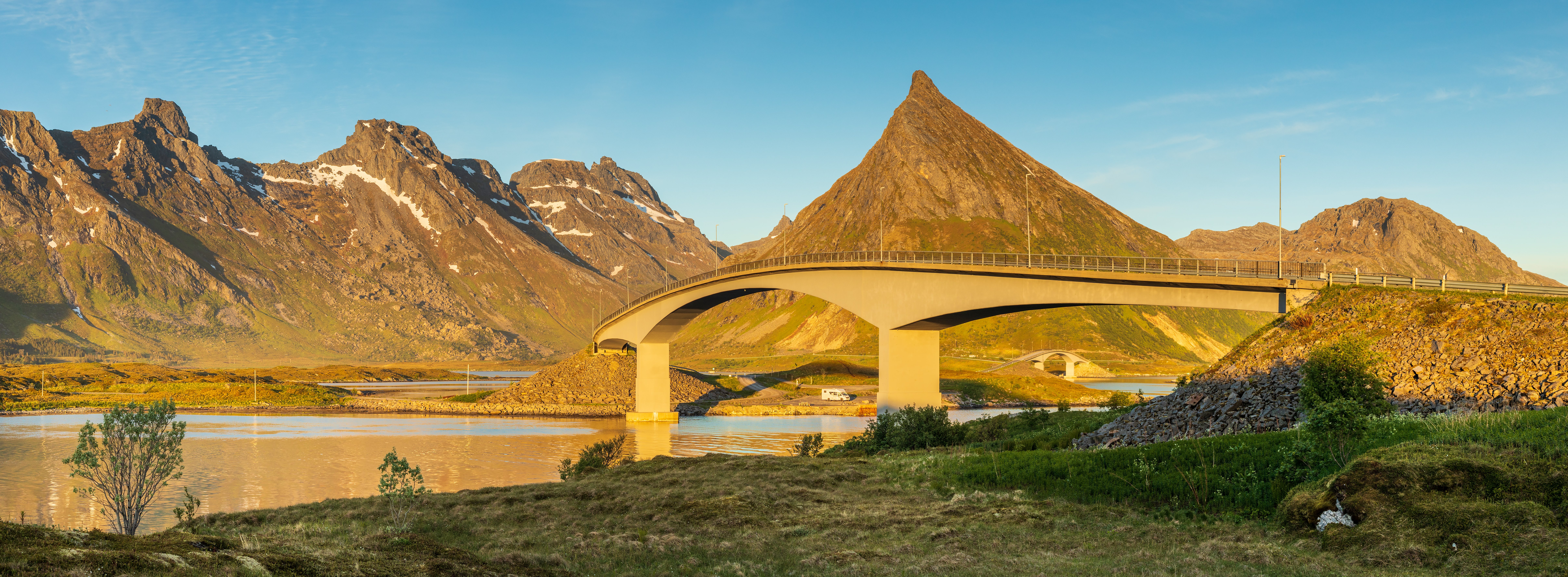 Flakstad