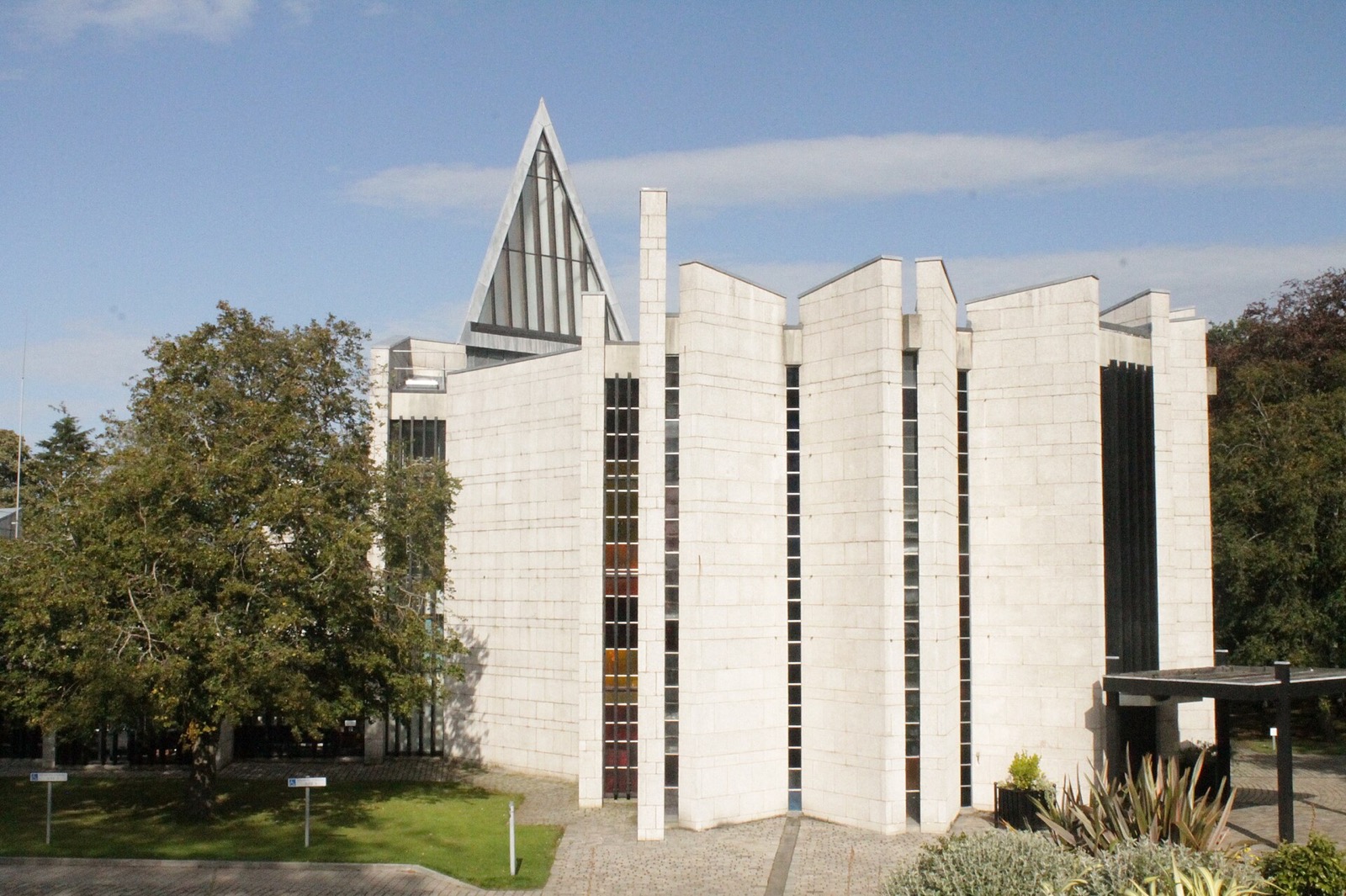 Mortonhall Crematorium